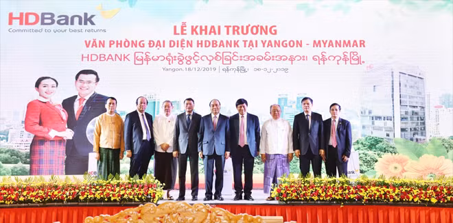 Lễ khai trương văn phòng đại diện HD Bank tại Myanmar.