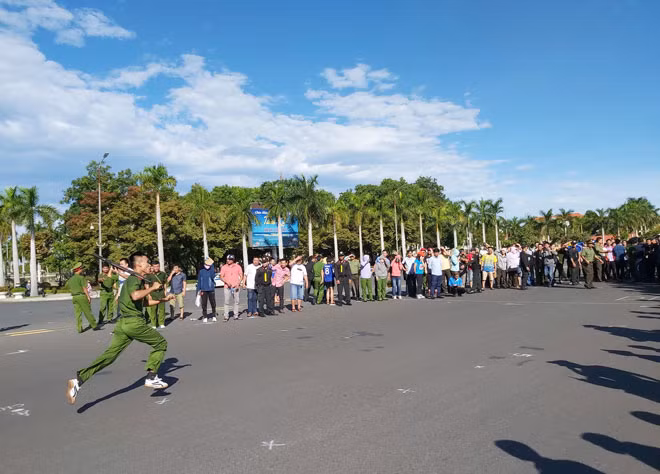 Tăng tốc về đích.