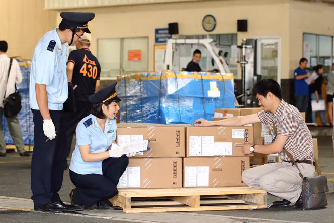Phó Thủ tướng yêu cầu trong năm 2019 phải chấm dứt ngay tình trạng chưa ban hành mã HS, quy chuẩn, tiêu chuẩn hàng hóa nhập khẩu. Ảnh: minh họa.