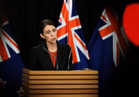 Thủ tướng New Zealand Jacinda Ardern trong bài phát biểu về cải cách luật kiểm soát súng đạn. Liệu Mỹ có thể tham khảo? Thủ tướng New Zealand Jacinda Ardern trong bài phát biểu về cải cách luật kiểm soát súng đạn. Liệu Mỹ có thể tham khảo?