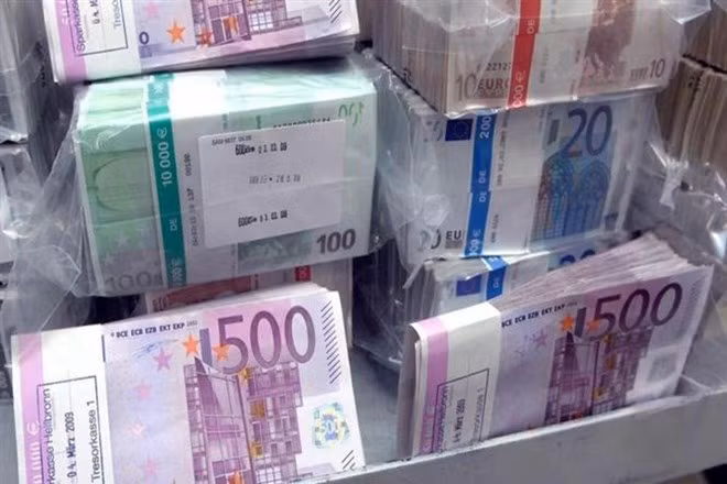 Đồng Euro ngày càng được ưa chuộng sau 20 năm thăng trầm.