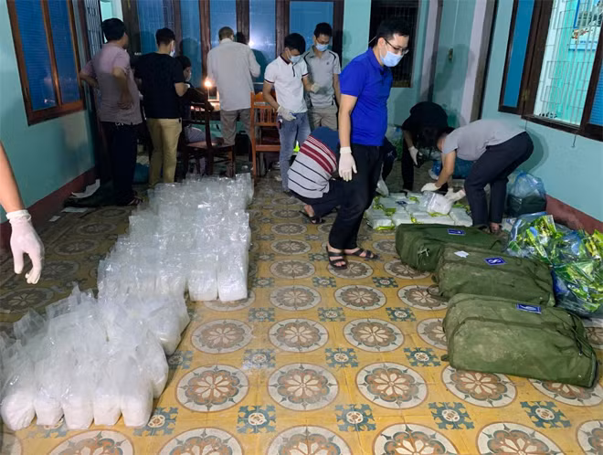 Số ma túy gần 250kg thu giữ được từ vụ việc.