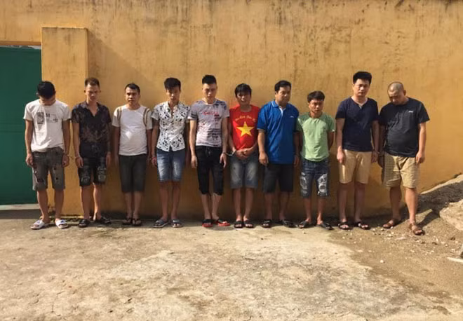 Các đối tượng tham gia vụ đánh bạc.