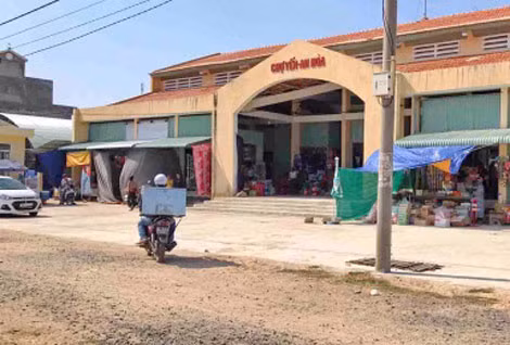 Công trình chợ Yến xây dựng mới với quy mô kiến trúc khang trang.
