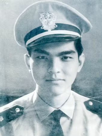Nghệ sĩ nhân dân Thế Anh trong vai Trung úy Phương.
