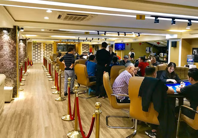 Câu lạc bộ Capital & Pik Poker từng là nơi diễn ra nhiều giải đấu sôi động. Câu lạc bộ Capital & Pik Poker từng là nơi diễn ra nhiều giải đấu sôi động.