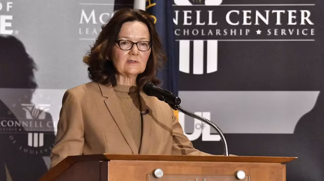 Giám đốc CIA Gina Haspel.