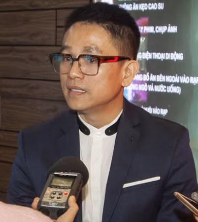 Nhà phê bình điện ảnh Lê Hồng Lâm.
