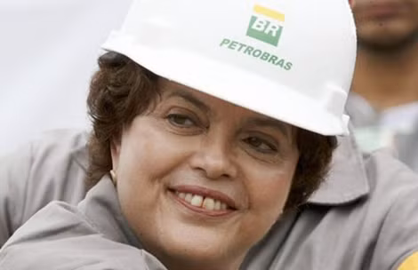 Tổng thống Dilma Rousseff trong một lần thăm Petrobras.