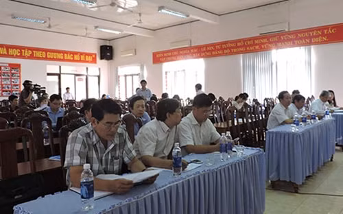 Quang cảnh buổi họp báo.