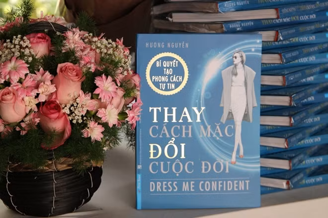 Cuốn sách "Thay cách mặc, đổi cuộc đời" mang đến nhiều nguyên tắc thời trang bổ ích.