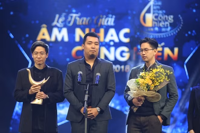Ban nhạc Ngọt là cá tính mới lạ của mùa giải năm nay.