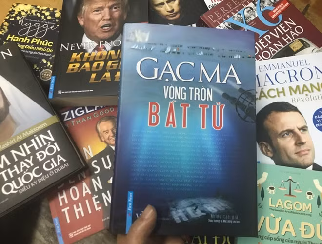 Sách “Gạc Ma – Vòng tròn bất tử”.