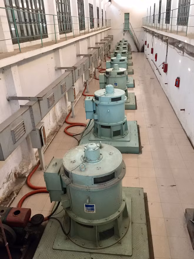Các công ty điện lực luôn sẵn sàng đảm bảo cấp điện 24/24h cho các trạm bơm nước phục vụ vụ Đông Xuân. Các công ty điện lực luôn sẵn sàng đảm bảo cấp điện 24/24h cho các trạm bơm nước phục vụ vụ Đông Xuân.