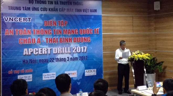 Thứ trưởng Bộ TT&TT Nguyễn Thành Hưng phát biểu khai mạc Chương trình diễn tập quốc tế có tên “APCERT Drill 2017”