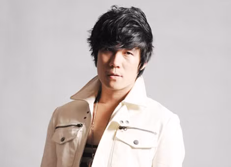Khánh Phương.