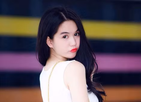 Ngọc Trinh.