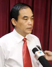 PGS. TS Vũ Văn Phúc, Tổng Biên tập Tạp chí Cộng sản.