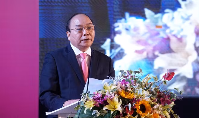 Thủ tướng Nguyễn Xuân Phúc phát biểu tại Lễ kỷ niệm 10 năm Hội An thành thành phố trực thuộc tỉnh Quảng Nam.