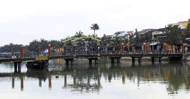 Hội An lung linh trong những ngày cận Tết.