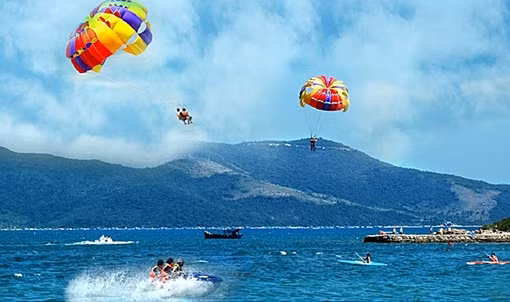 Tạm dừng loại hình du lịch ca nô kéo dù bay ở Hội An