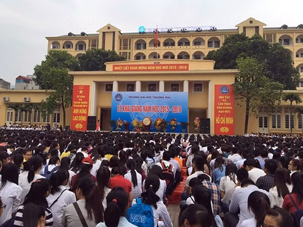 Trường Đại học Thương mại không ngừng mở rộng quy mô và nâng cao chất lượng đào tạo.
