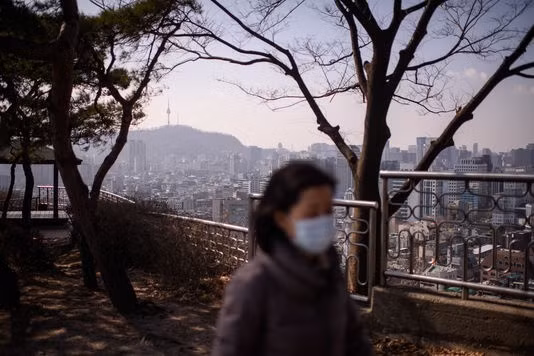 Thành phố Seoul vào thời điểm ô nhiễm không khí tăng cao