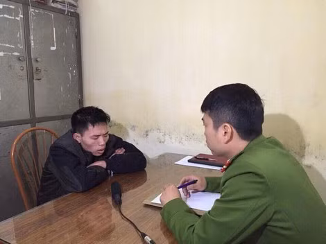 Đối tượng Mạc Văn Duy tại cơ quan điều tra. Đối tượng Mạc Văn Duy tại cơ quan điều tra.