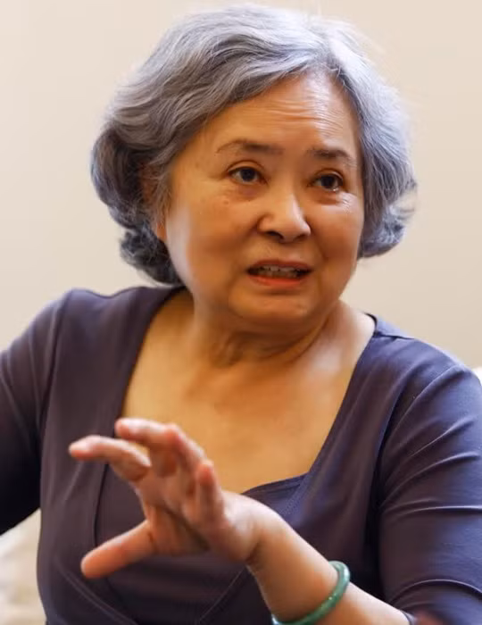 Bà Tố Nga.
