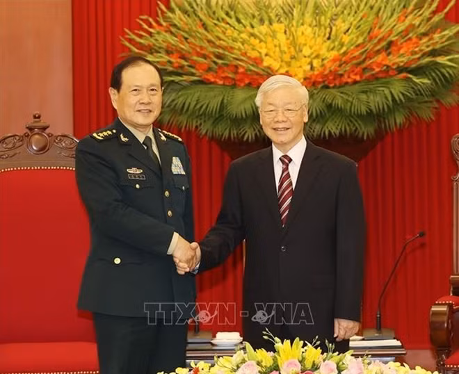 Tổng Bí thư Nguyễn Phú Trọng và Bộ trưởng Bộ Quốc phòng Trung Quốc Ngụy Phượng Hòa tại buổi tiếp.