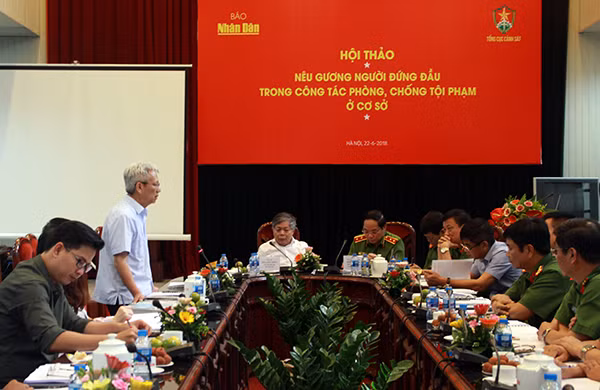 Các đại biểu dự Hội thảo
