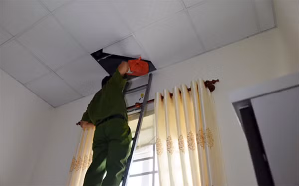 Khám xét thu hồi tang vật tại nhà của hung thủ Nguyễn Thanh Tâm
