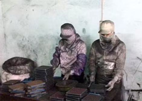 Sản xuất thực phẩm Vinaca từ than tre như đóng than tổ ong