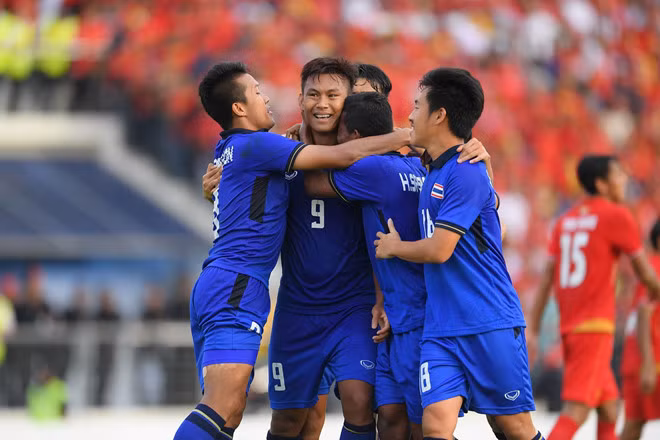 Người Thái đang hướng đến chiếc HC vàng thứ 10 bóng đá nam SEA Games