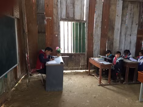 Một lớp học tại Làng Nhì.