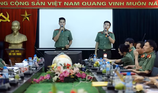 Các tiết mục văn nghệ tại Đại hội Chi hội Nhà báo Báo CAND.
