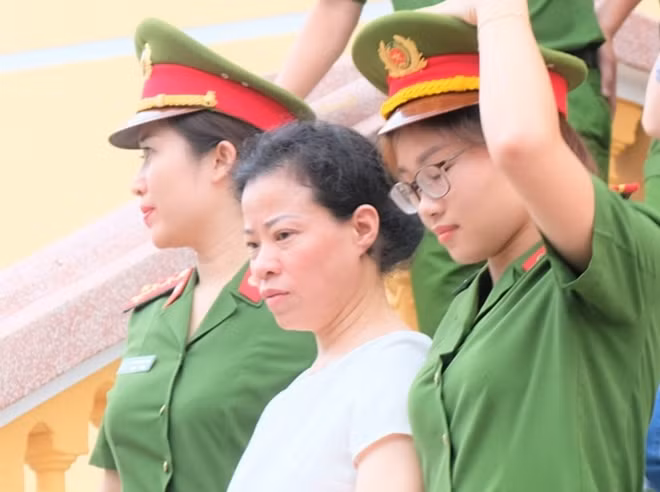 Bị cáo Diệp Thị Hồng Liên.