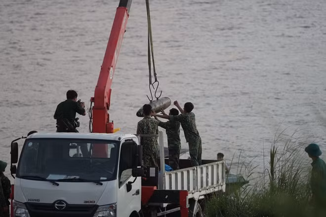 Đây là loại bom do không quân Mỹ ném xuống trong chiến tranh phá hoại miền Bắc mà không nổ.