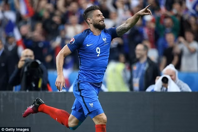 Tiền đạo Oliver Giroud của đội tuyển Pháp. Ảnh: Getty. Tiền đạo Oliver Giroud của đội tuyển Pháp. Ảnh: Getty.
