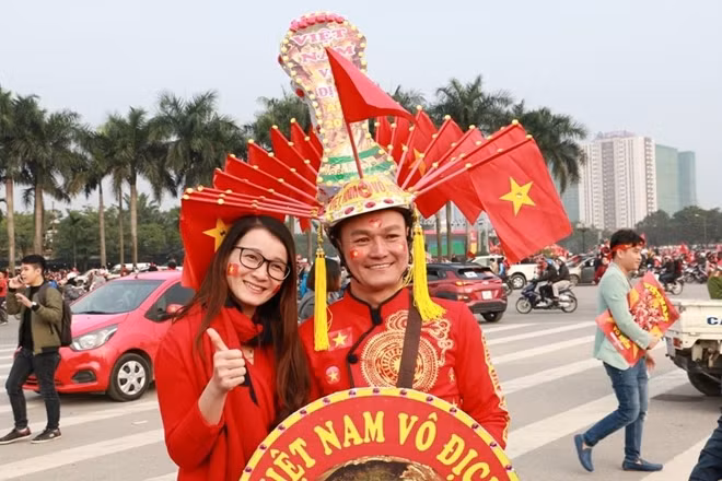 ...không bao giờ thiếu vắng được các mỹ nhân vô cùng xinh đẹp và quyến rũ.