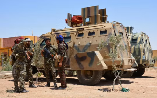 Lực lượng Dân chủ Syria (SDF) do Mỹ hậu thuẫn đã bao vây thành trì cuối cùng của IS tại Syria. Ảnh: EPA