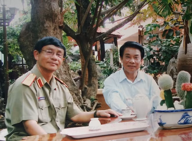 Ngày xưa cùng bạn bè.
