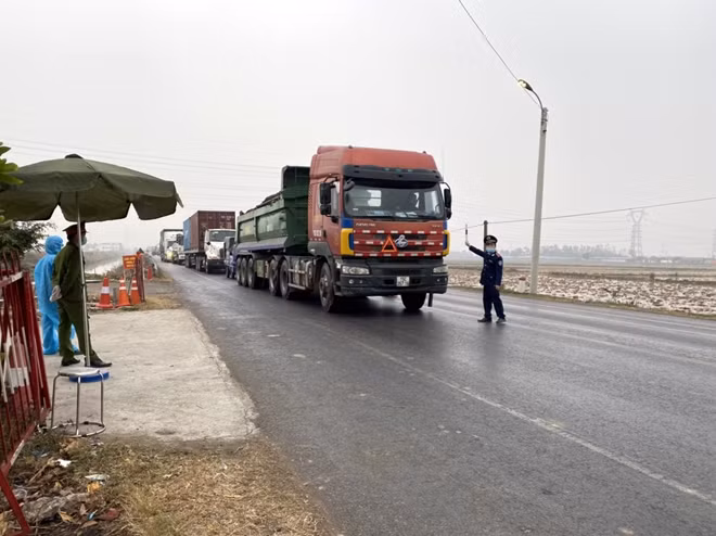 Bắc Ninh dừng hoạt động vận tải hành khách để chống dịch.