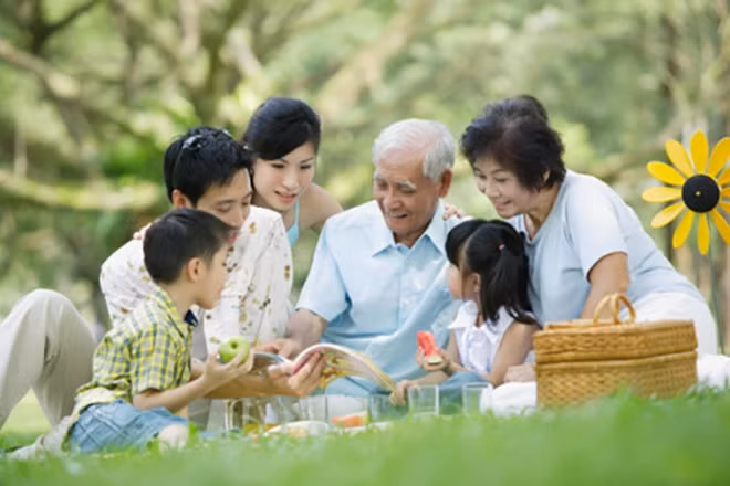 Cần xây dựng và phát huy văn hóa ứng xử tốt đẹp trong gia đình.