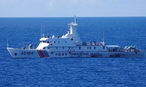 Một tàu hải cảnh Trung Quốc tại khu vực gần nhóm đảo Senkaku/Điếu Ngư mới đây. Ảnh: Japan coast guard