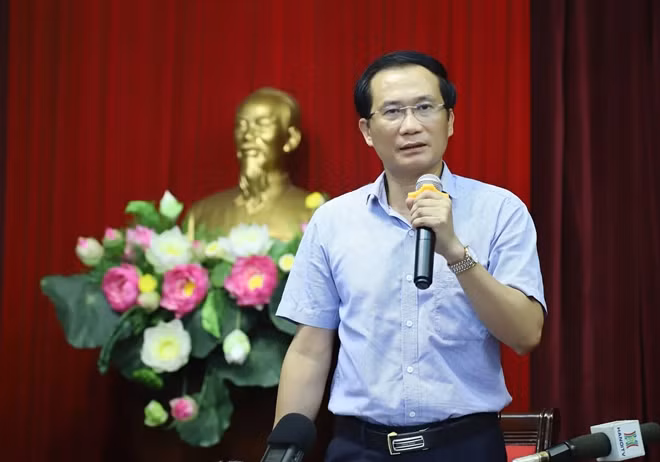 Ông Phạm Ngọc Anh, Trưởng phòng GD-ĐT quận Cầu Giấy.