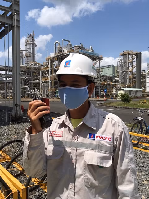 Anh Nguyễn Anh Trực – Trưởng ca xưởng phụ trợ, Nhà máy Đạm Cà Mau, Công ty CP Phân bón Dầu khí Cà Mau.