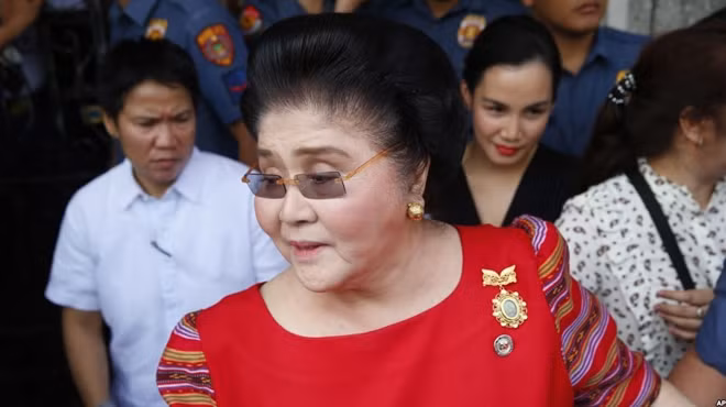 Cựu Đệ nhất phu nhân Imelda Marcos.