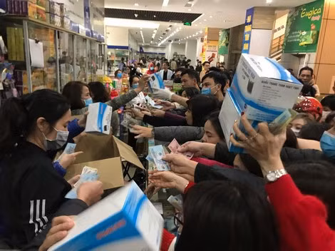 Những thông tin sai trái mà người ta tung ra trên khắp các mạng xã hội, đặc biệt là facebook đôi khi còn có tính lây lan cao hơn và gieo rắc nỗi sợ hãi khủng khiếp hơn so với bản thân một con virus.