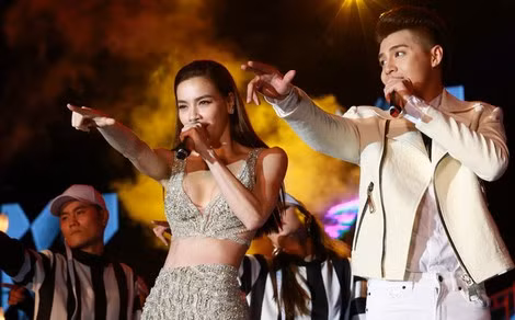 Ca sĩ Hồ Ngọc Hà song ca cùng ca sĩ Noo Phước Thịnh với một ca khúc có phần lời được xem là quá “bình dân” - “Giờ em đã làm vợ người ta”.